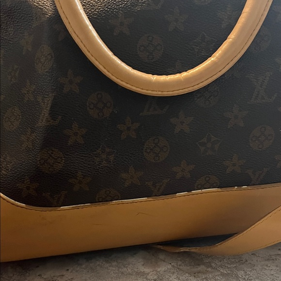 Elegant Brown Designer Tote Bag - Picture 6 of 9